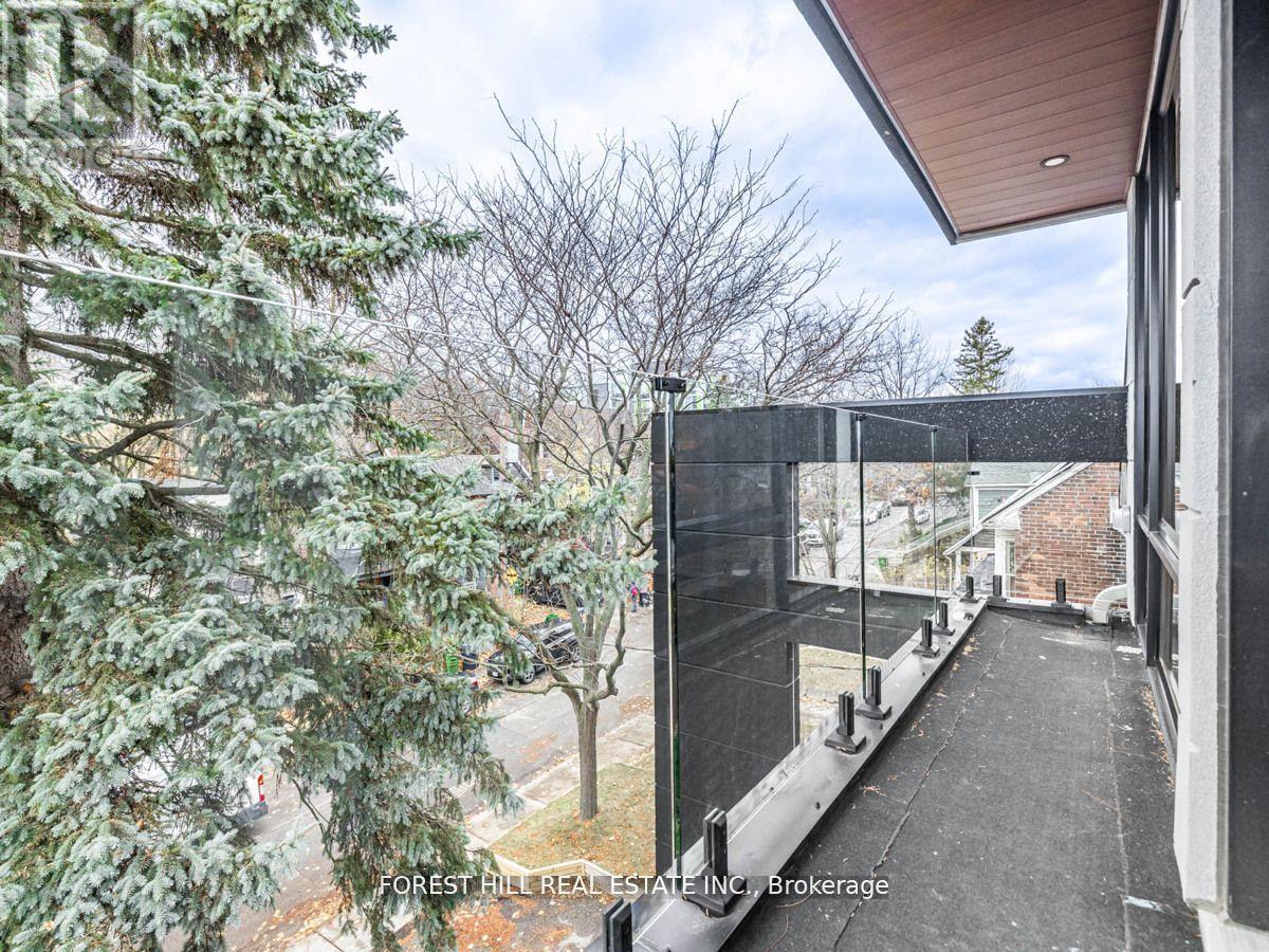 Photo 37 of 19 Devon Road, Toronto ON