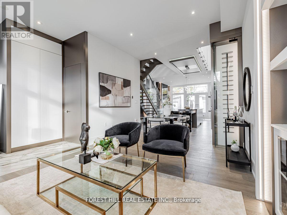 Photo 5 of 19 Devon Road, Toronto ON
