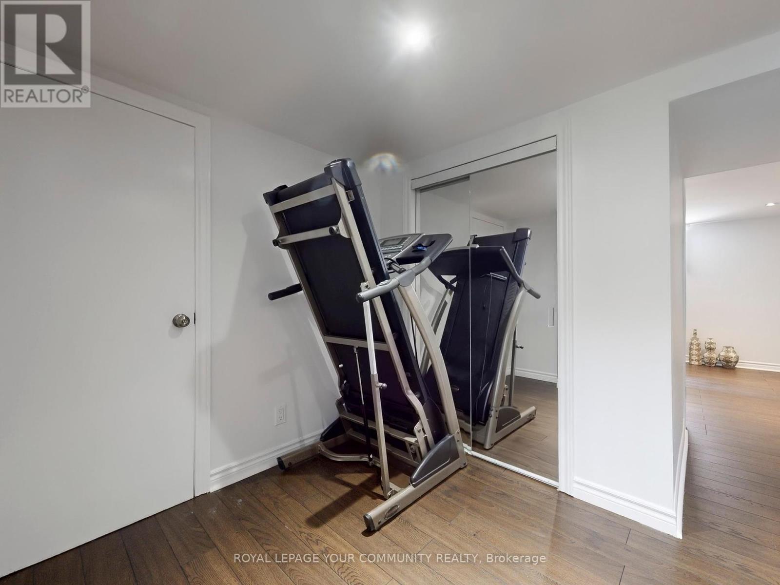 Photo 31 of 34 Droxford Avenue, Toronto ON