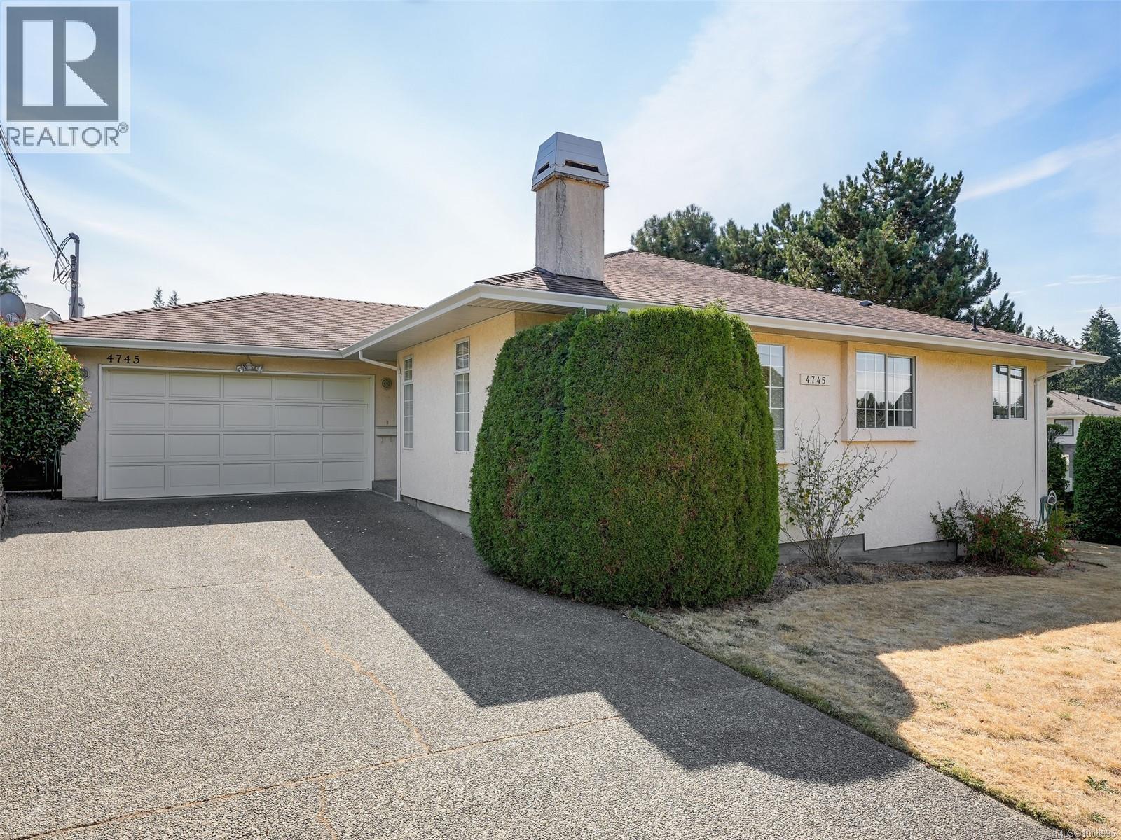Photo 1 of 4745 Falaise Dr, Saanich BC