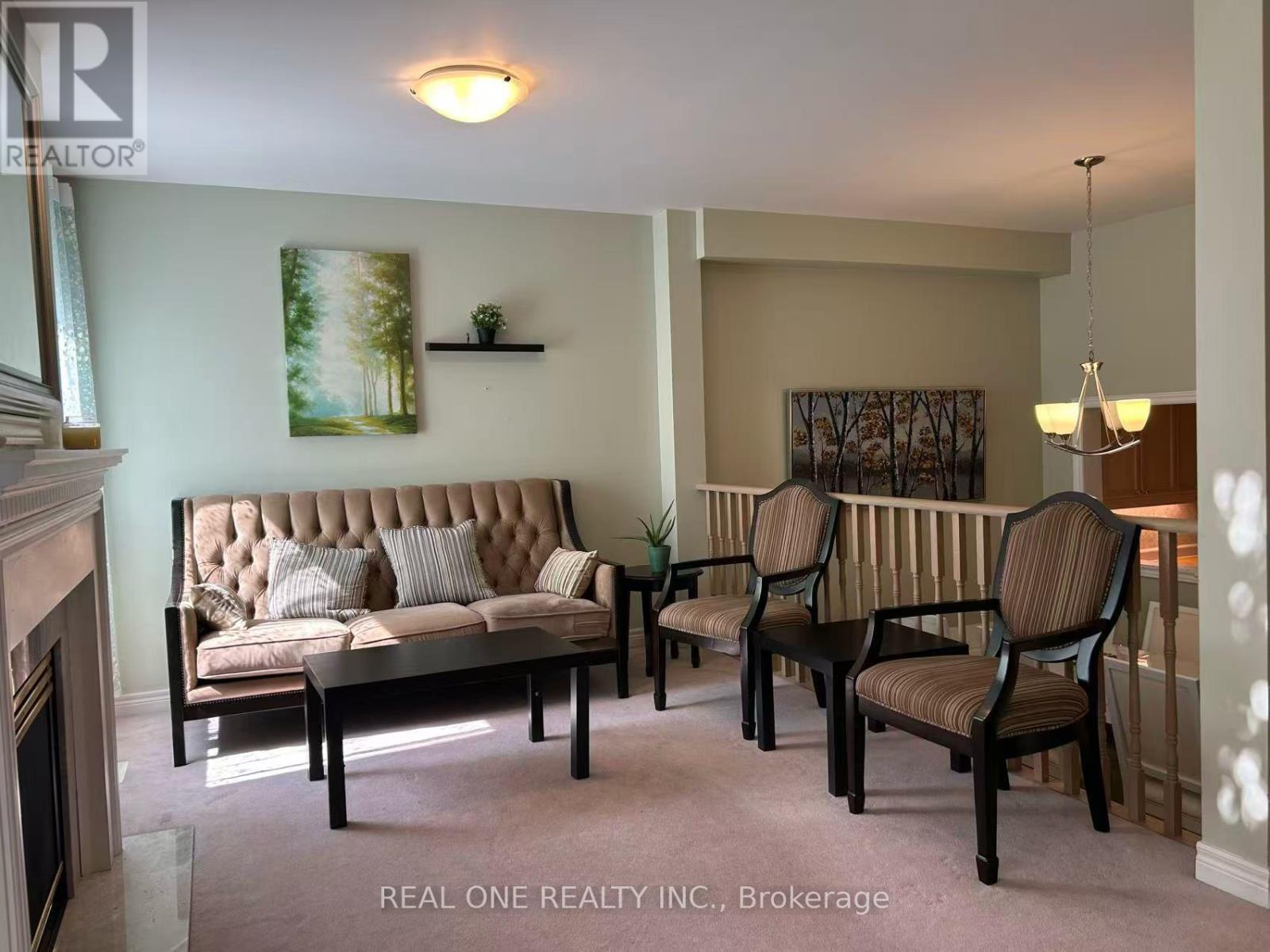 Photo 9 of 38 2250 Rockingham Drive, Oakville ON