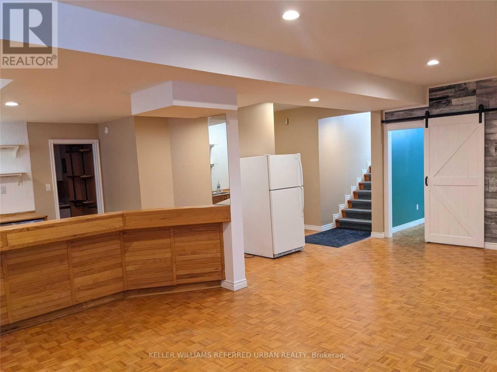 Photo 3 of Lower 132 Old Surrey Lane, Richmond Hill ON