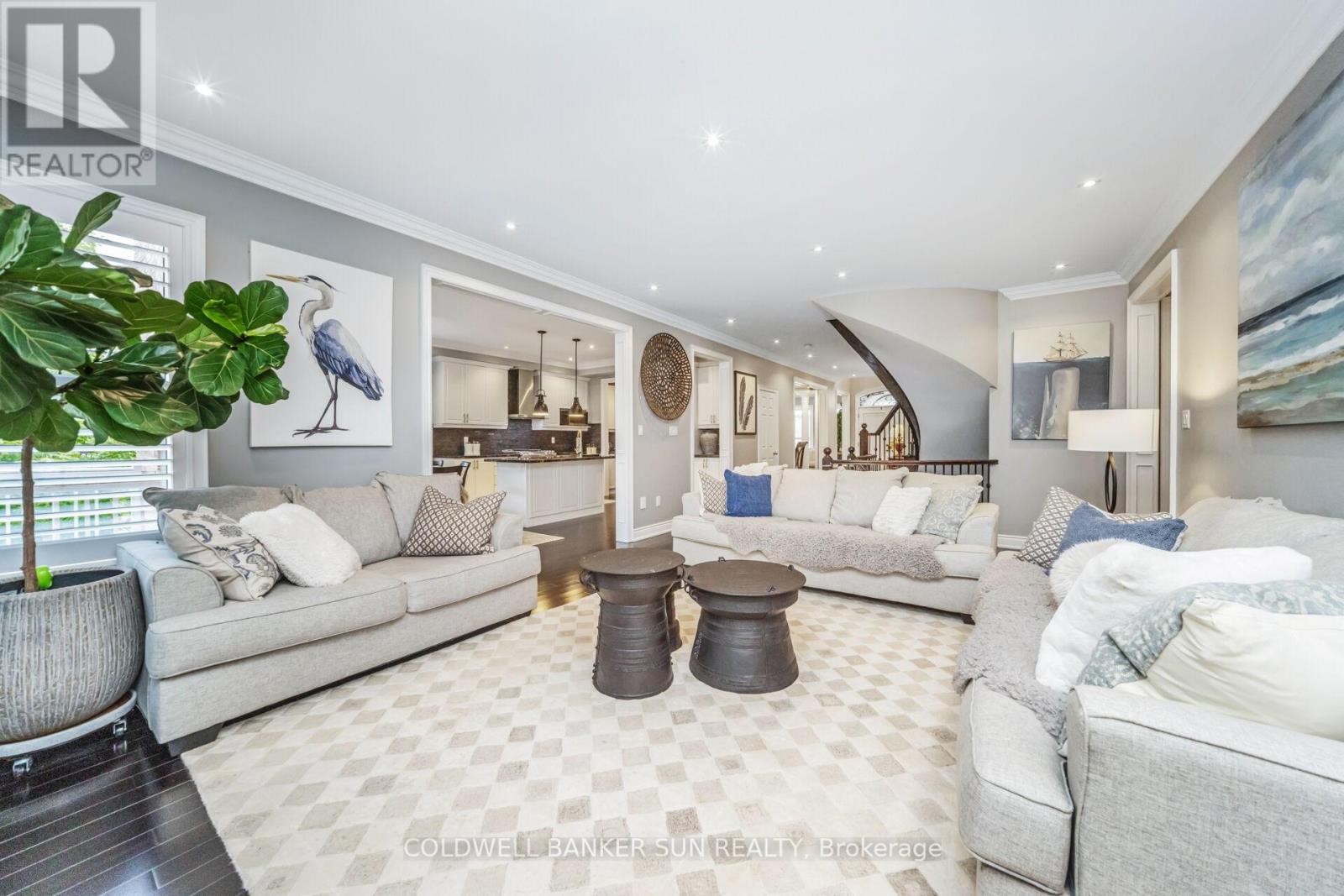 Photo 12 of 58 Copeland Crescent, Innisfil ON