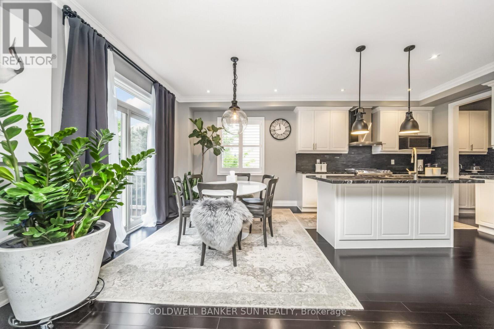 Photo 13 of 58 Copeland Crescent, Innisfil ON