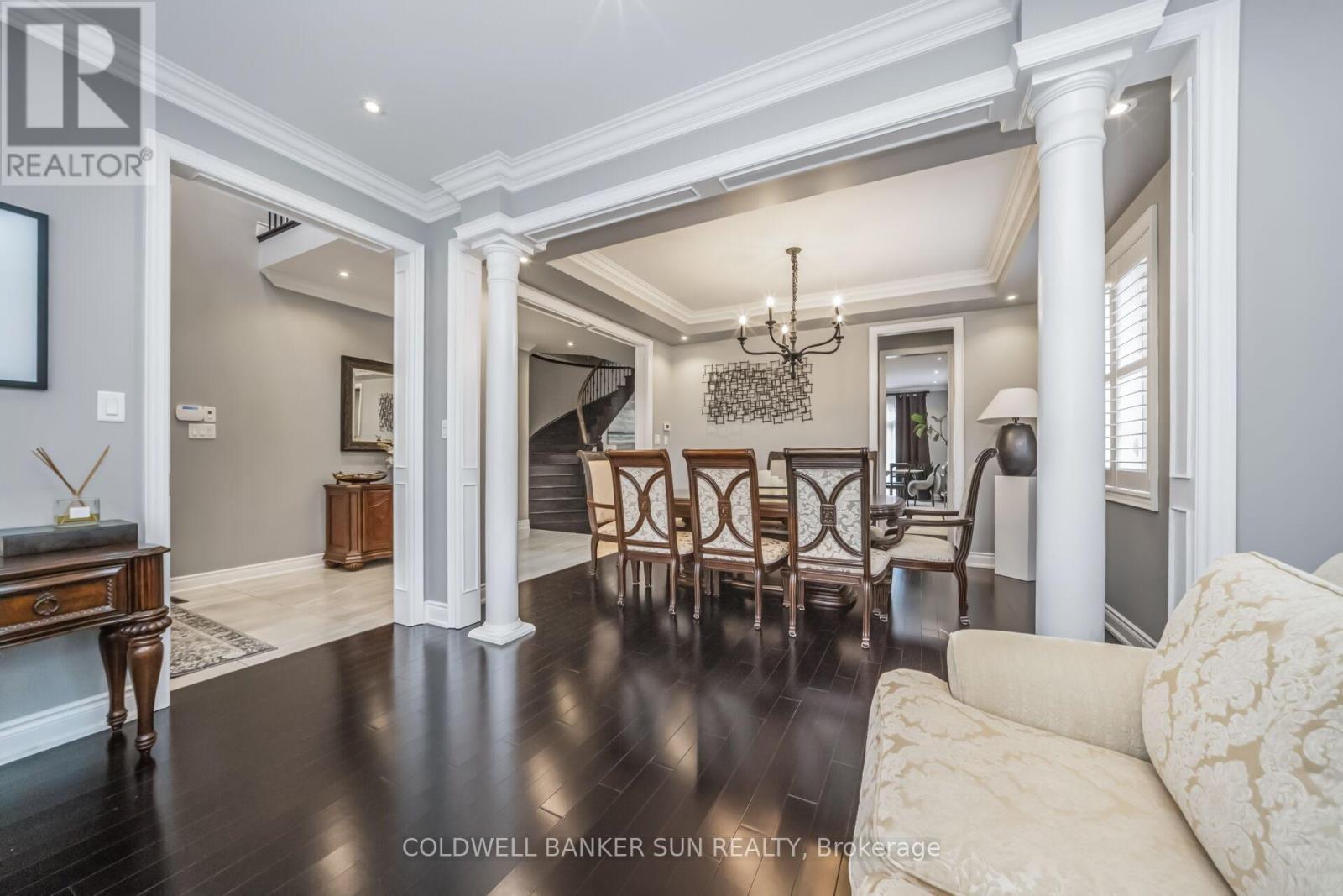 Photo 6 of 58 Copeland Crescent, Innisfil ON