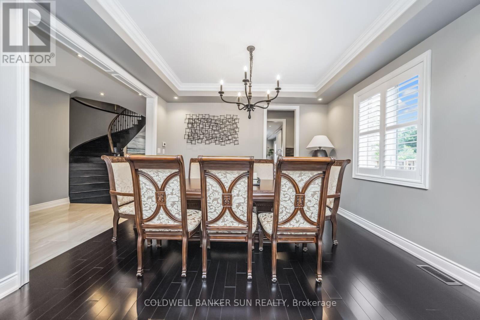 Photo 7 of 58 Copeland Crescent, Innisfil ON