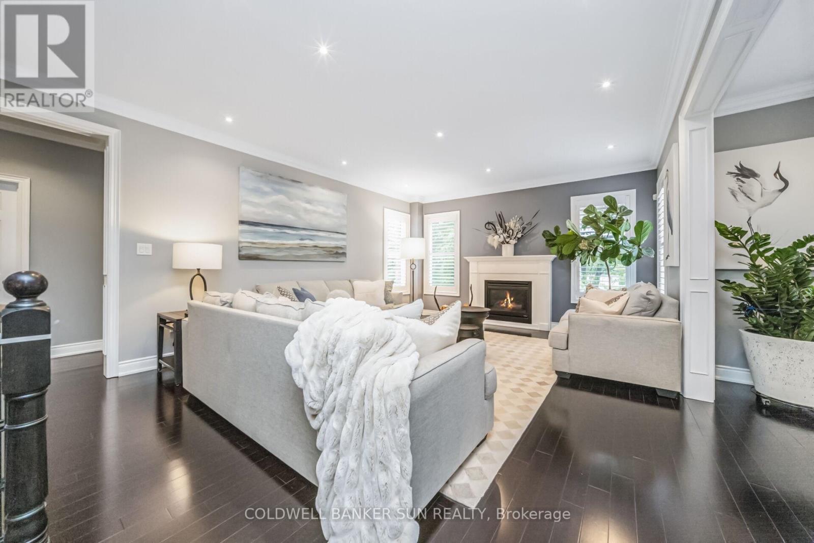 Photo 9 of 58 Copeland Crescent, Innisfil ON