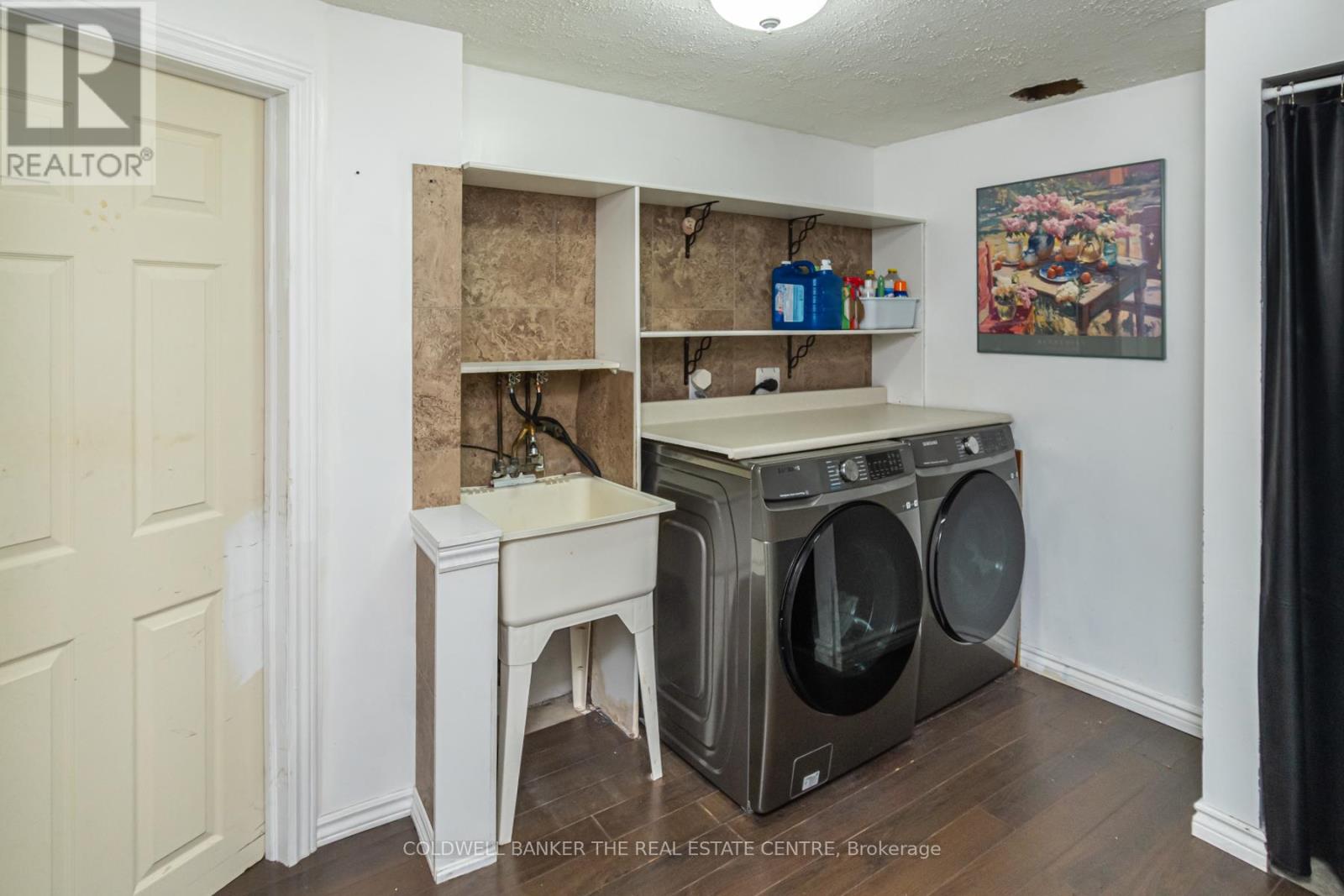 Photo 19 of 1128 Kell Street, Innisfil ON