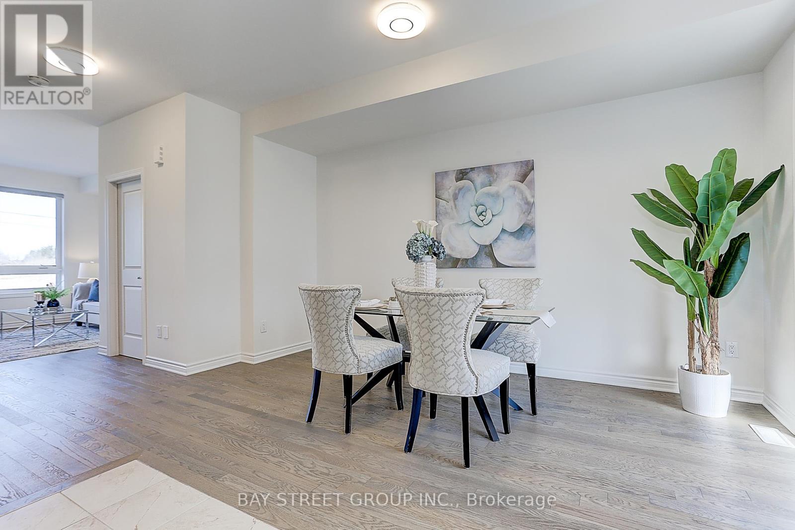 Photo 14 of 12 Chicago Lane, Markham ON