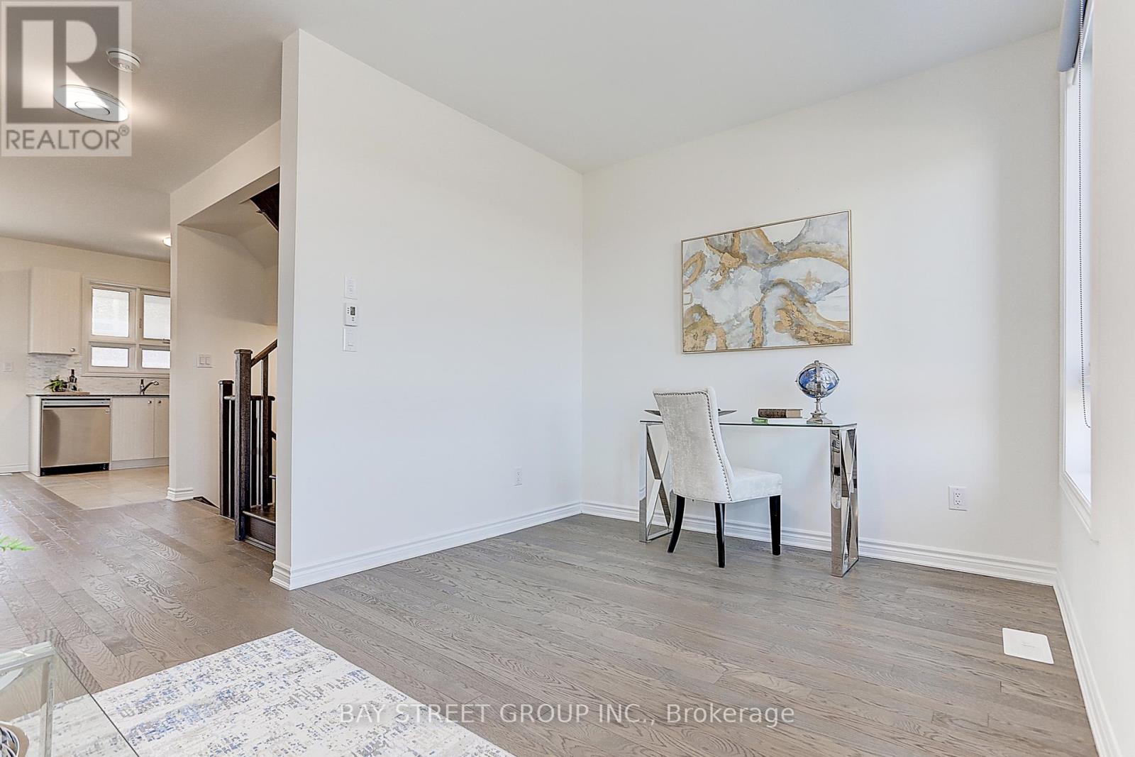 Photo 15 of 12 Chicago Lane, Markham ON