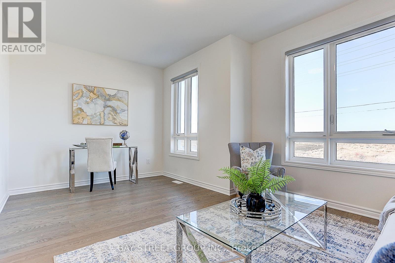 Photo 23 of 12 Chicago Lane, Markham ON