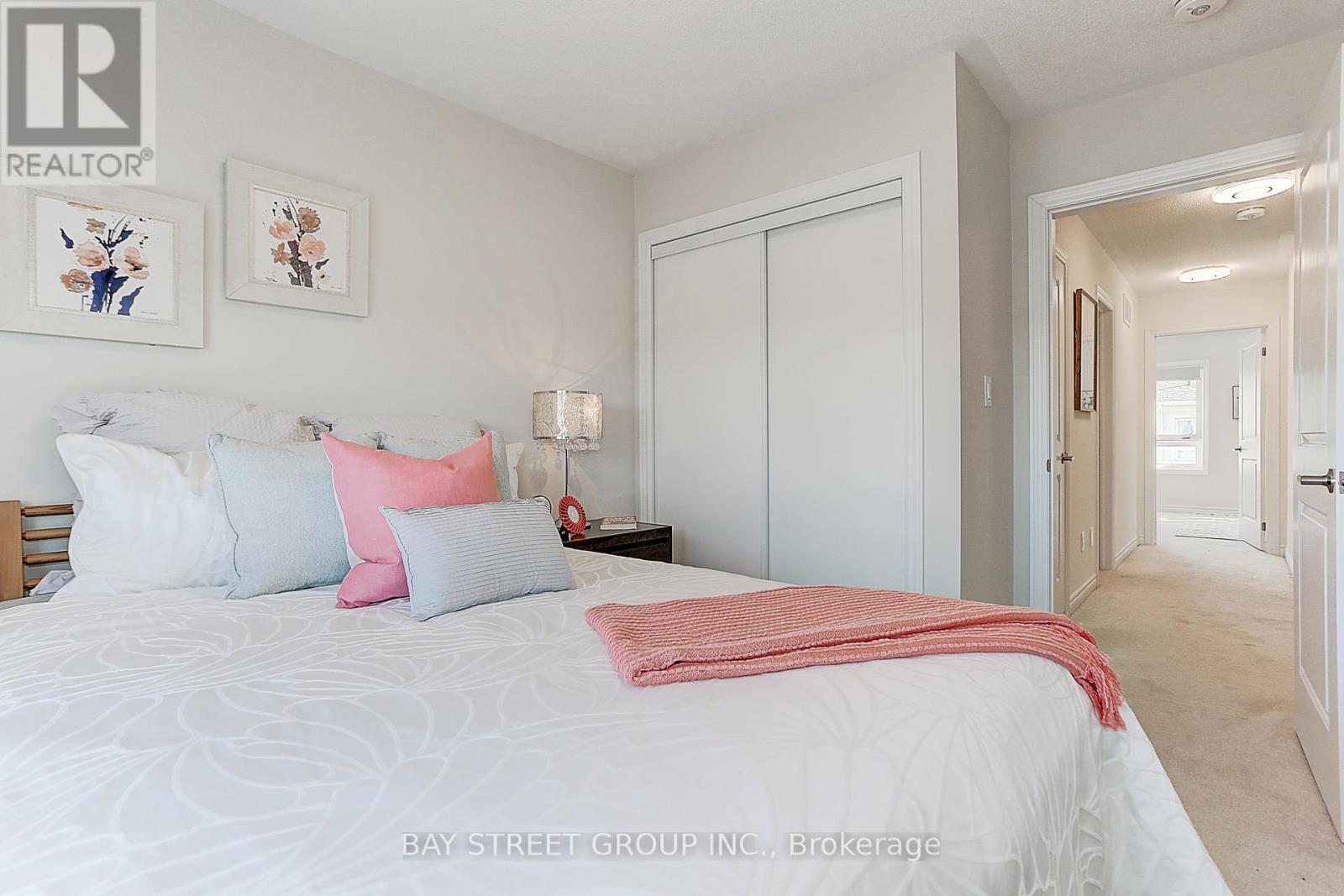 Photo 36 of 12 Chicago Lane, Markham ON
