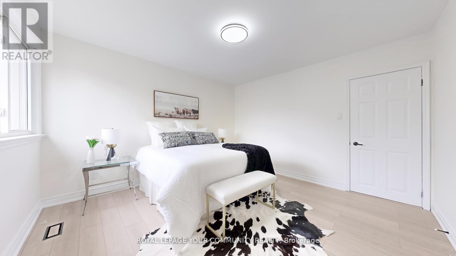 Photo 17 of 446 Lynett Crescent, Richmond Hill ON