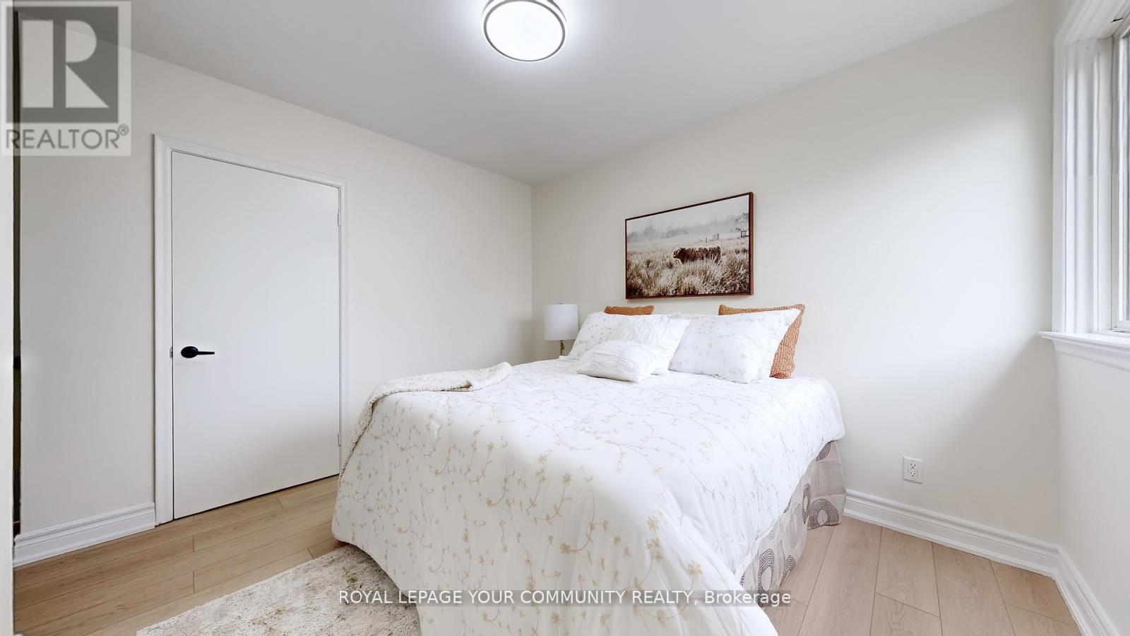Photo 21 of 446 Lynett Crescent, Richmond Hill ON