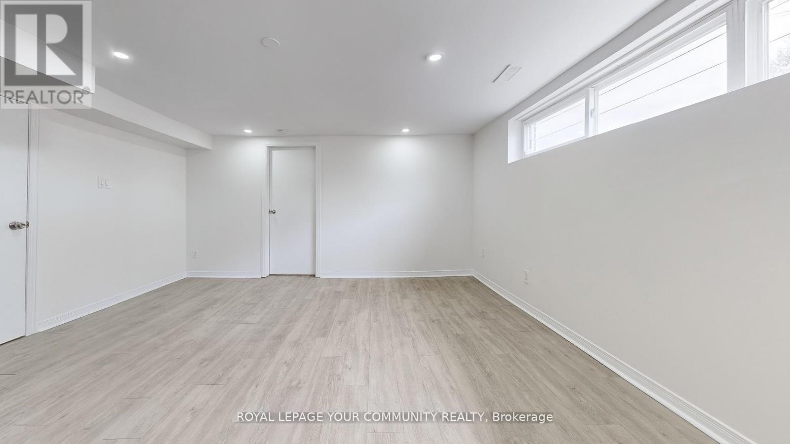 Photo 30 of 446 Lynett Crescent, Richmond Hill ON