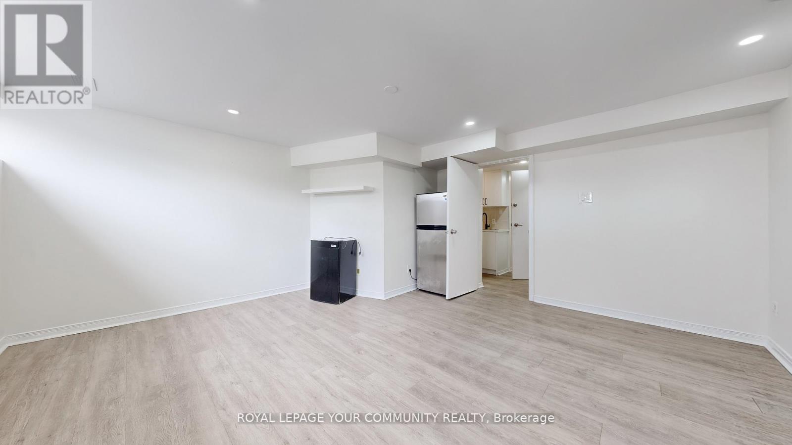 Photo 31 of 446 Lynett Crescent, Richmond Hill ON