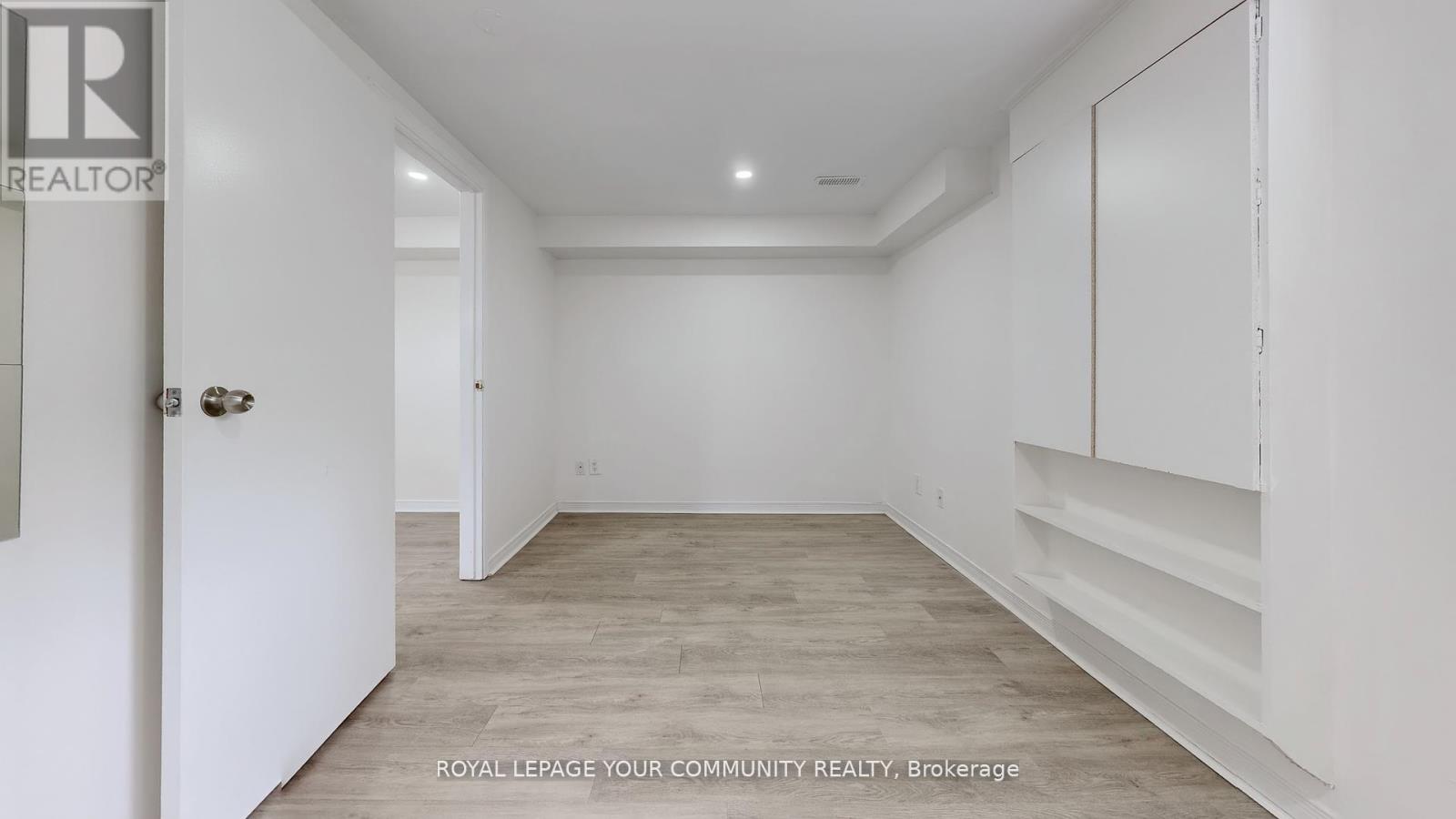 Photo 37 of 446 Lynett Crescent, Richmond Hill ON