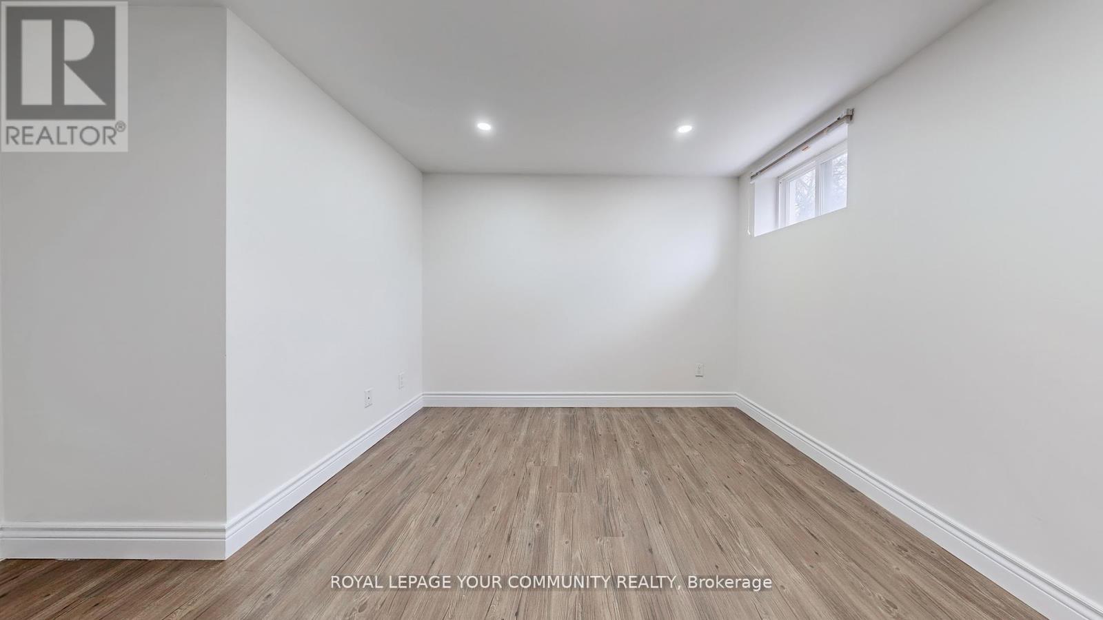 Photo 41 of 446 Lynett Crescent, Richmond Hill ON