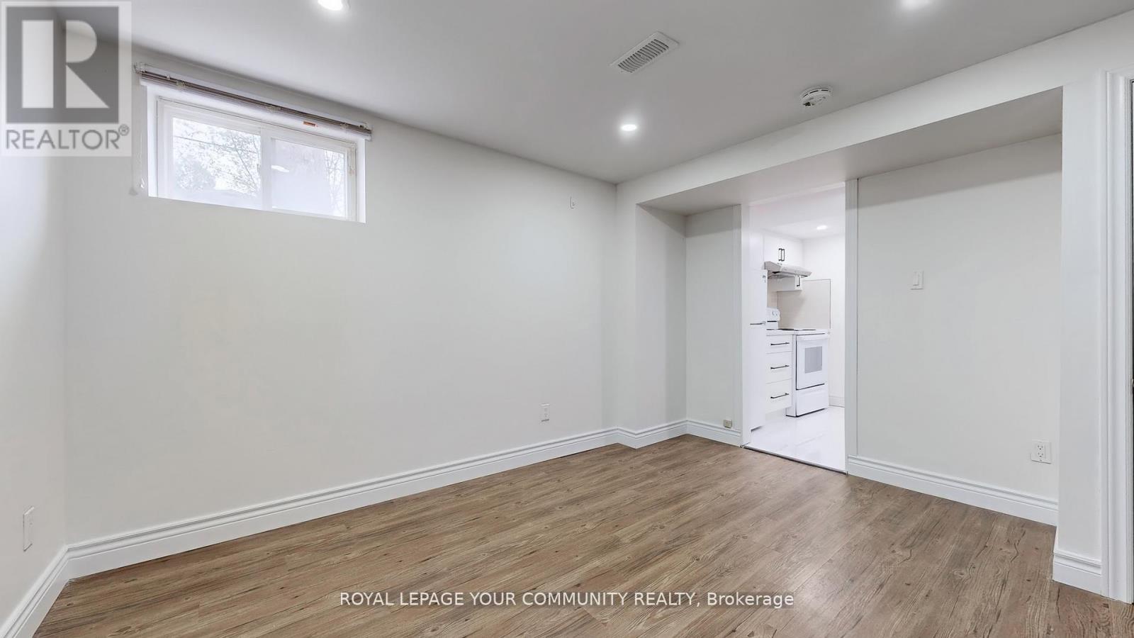 Photo 42 of 446 Lynett Crescent, Richmond Hill ON