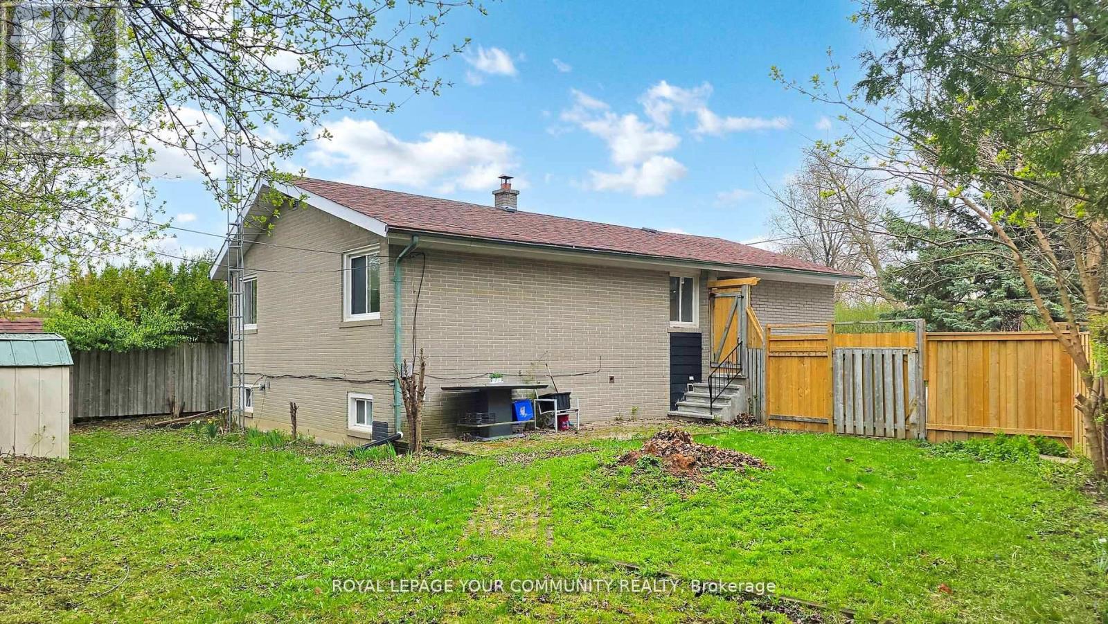 Photo 47 of 446 Lynett Crescent, Richmond Hill ON