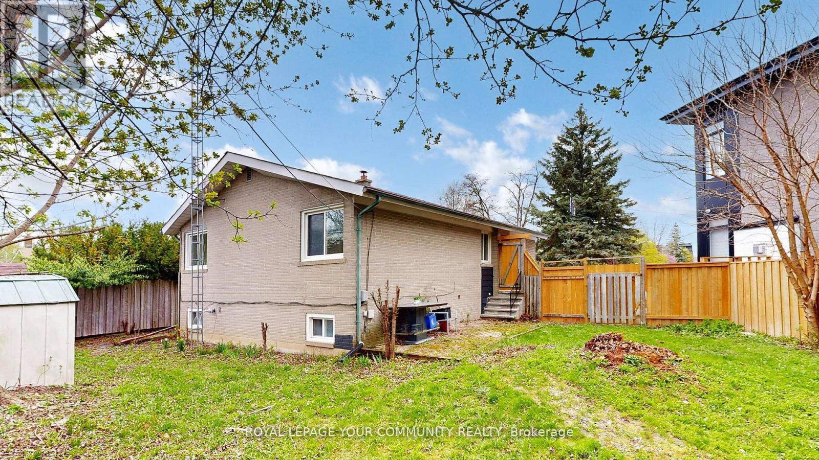 Photo 49 of 446 Lynett Crescent, Richmond Hill ON