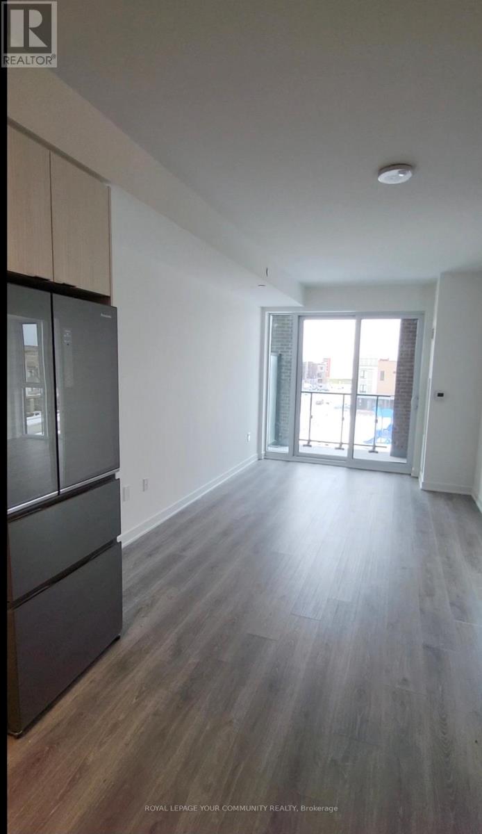 Photo 6 of 323 100 Eagle Rock Way, Vaughan ON
