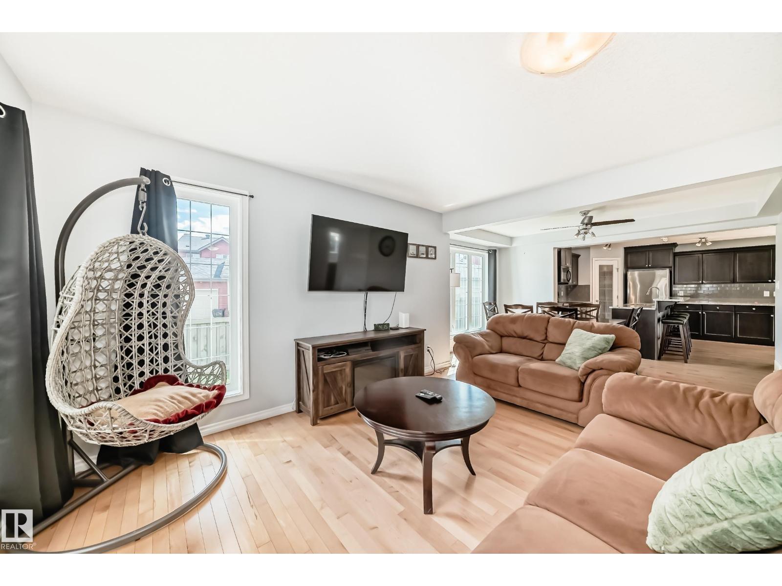 Photo 28 of 8920 218 St Nw, Edmonton AB