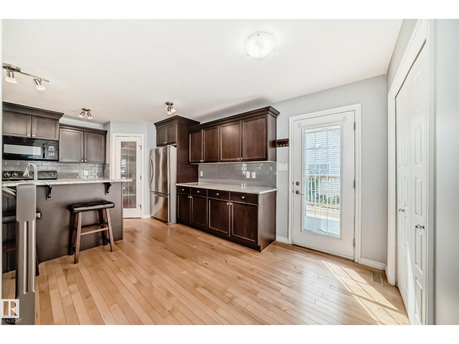 Photo 34 of 8920 218 St Nw, Edmonton AB