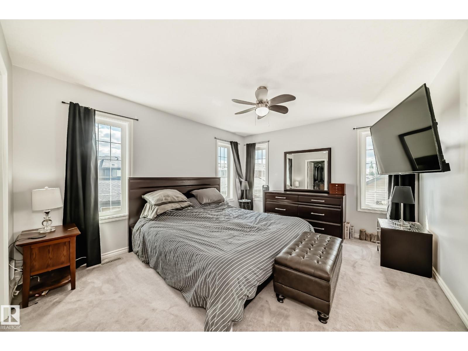 Photo 6 of 8920 218 St Nw, Edmonton AB