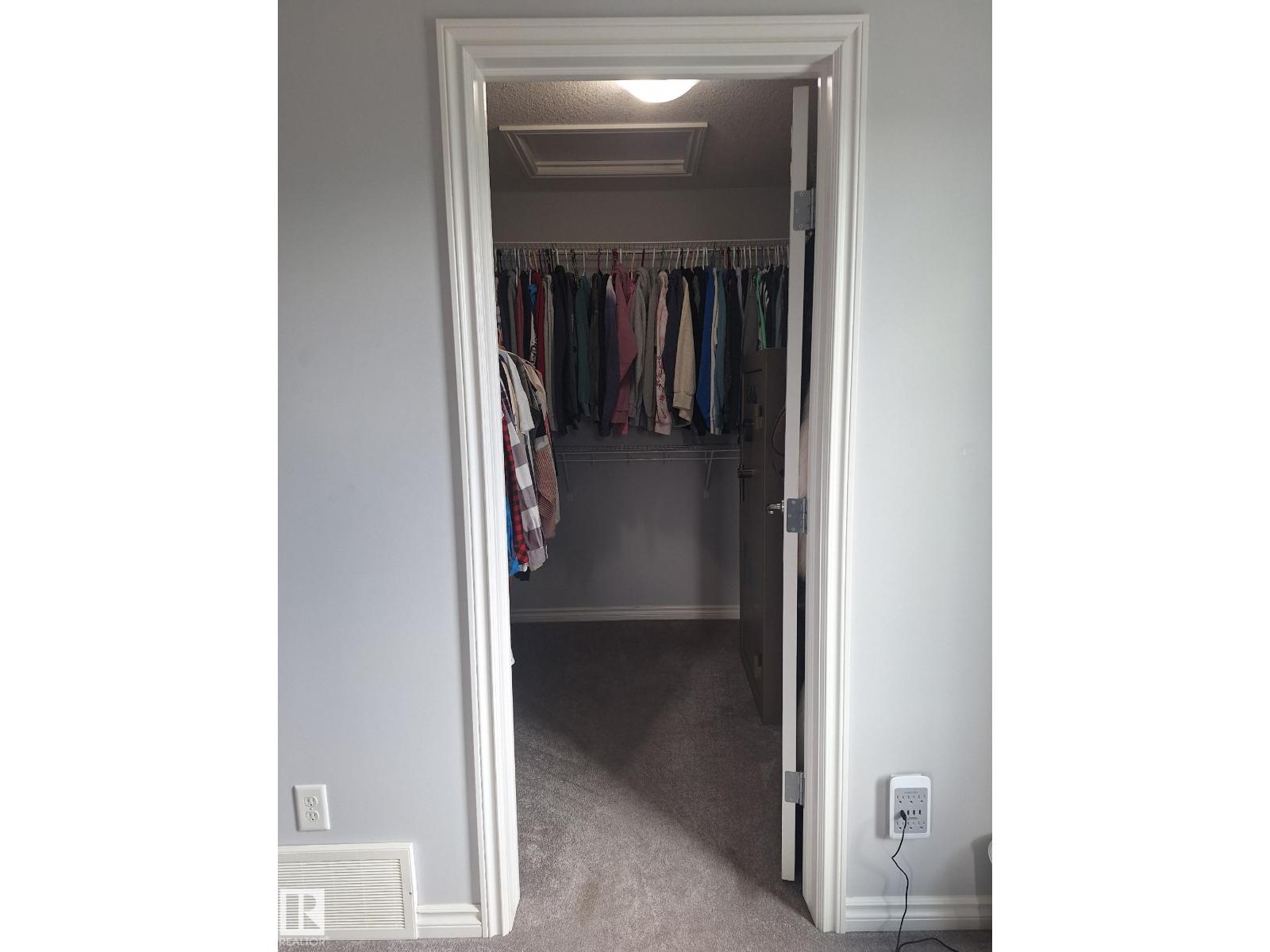 Photo 11 of 8920 218 St Nw, Edmonton AB