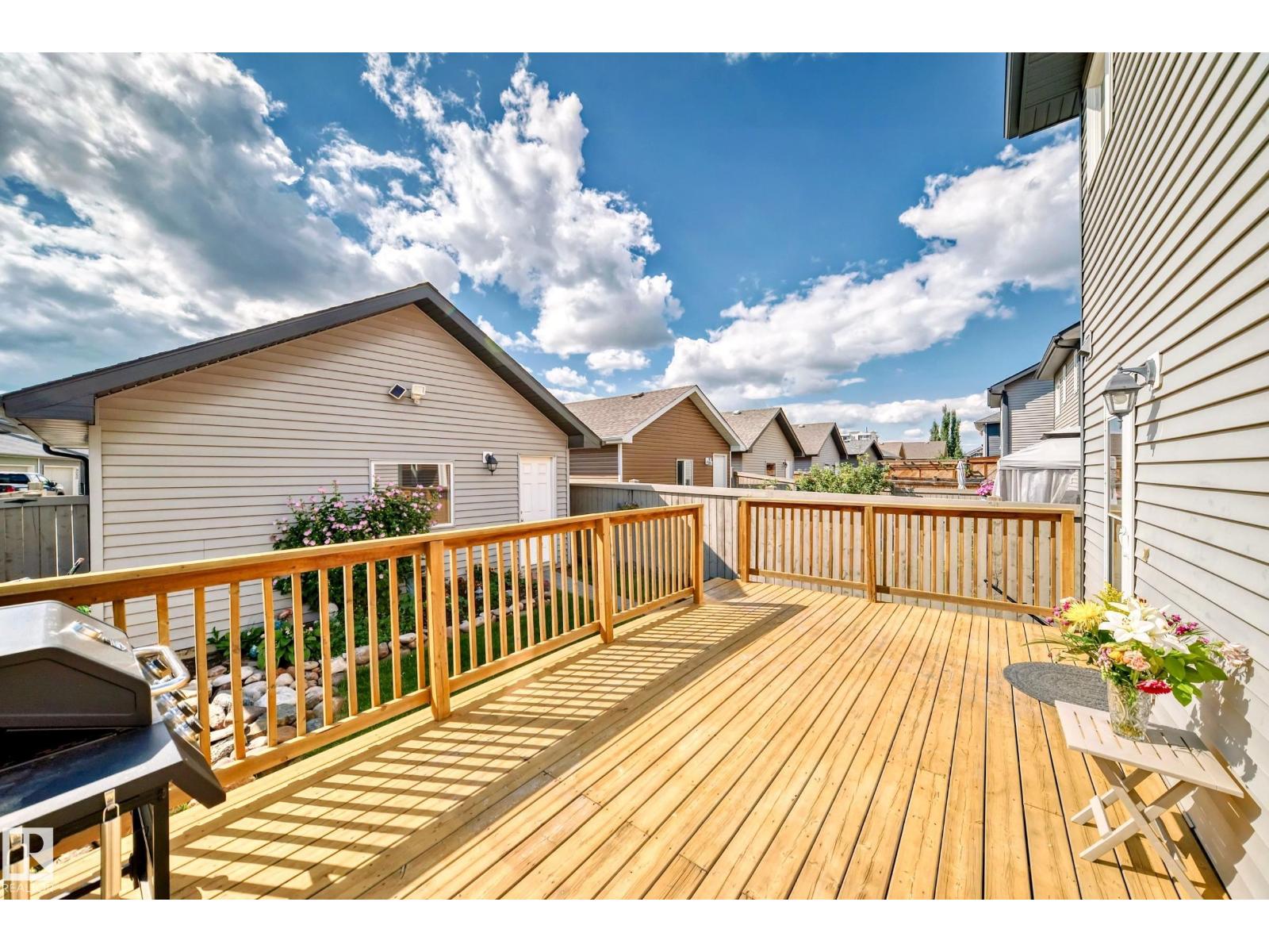 Photo 29 of 8920 218 St Nw, Edmonton AB