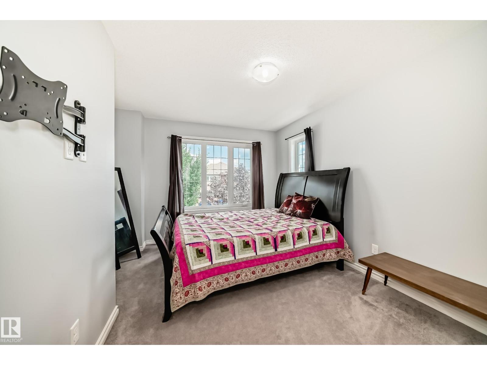 Photo 4 of 8920 218 St Nw, Edmonton AB