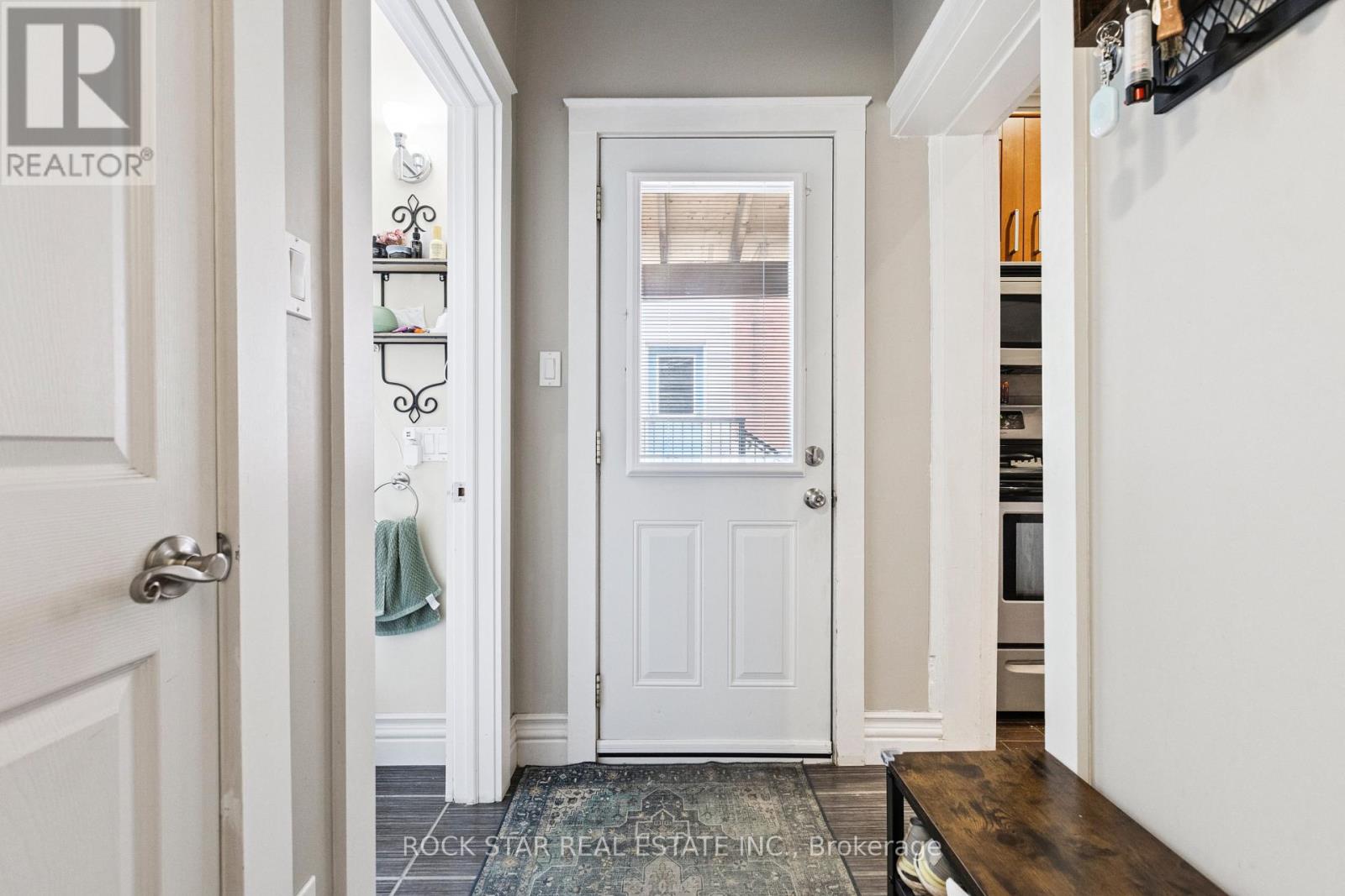 Photo 18 of 43 Eby Street S, Kitchener ON
