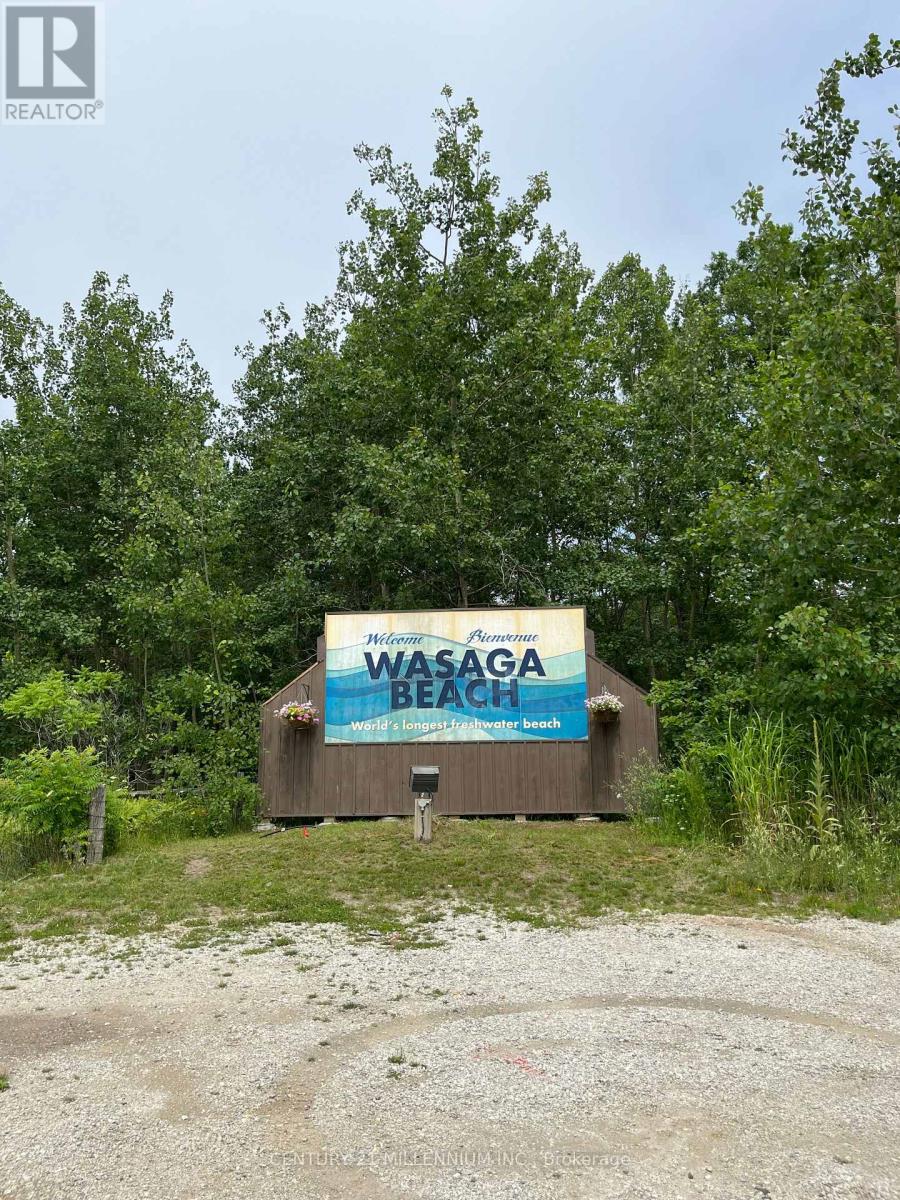 Photo 3 of 11 Knox Road E, Wasaga Beach ON