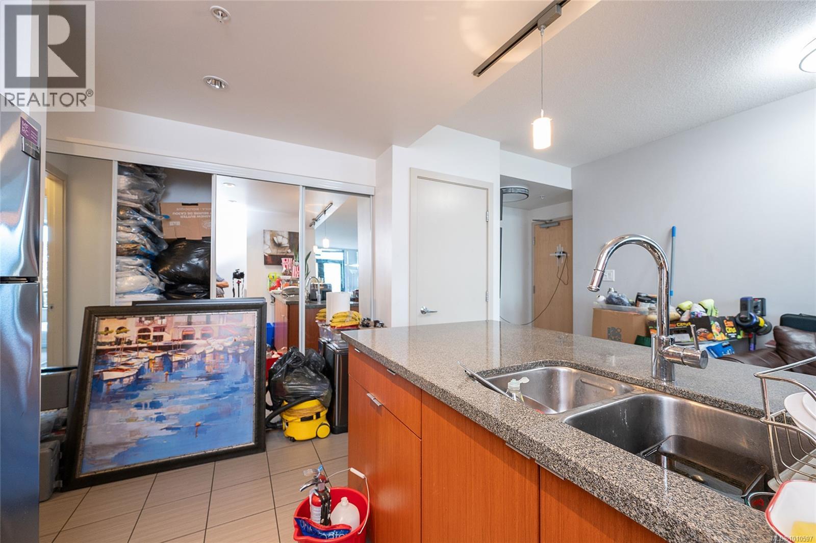Photo 8 of 311 760 Johnson St, Victoria BC