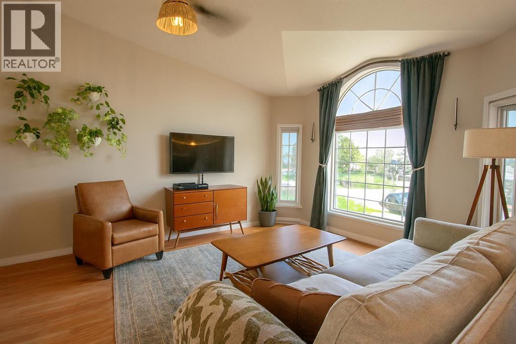 Photo 2 of 8130 106 A Street, Grande Prairie AB
