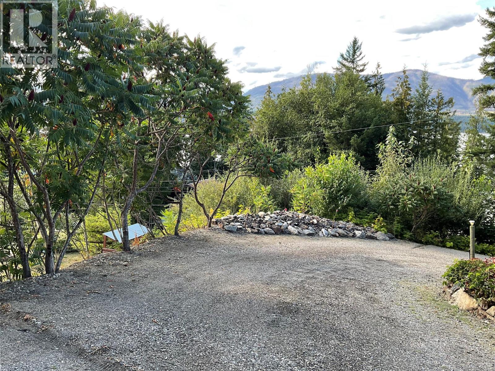 Photo 18 of 3286 Hurstfield Road, Blind Bay BC