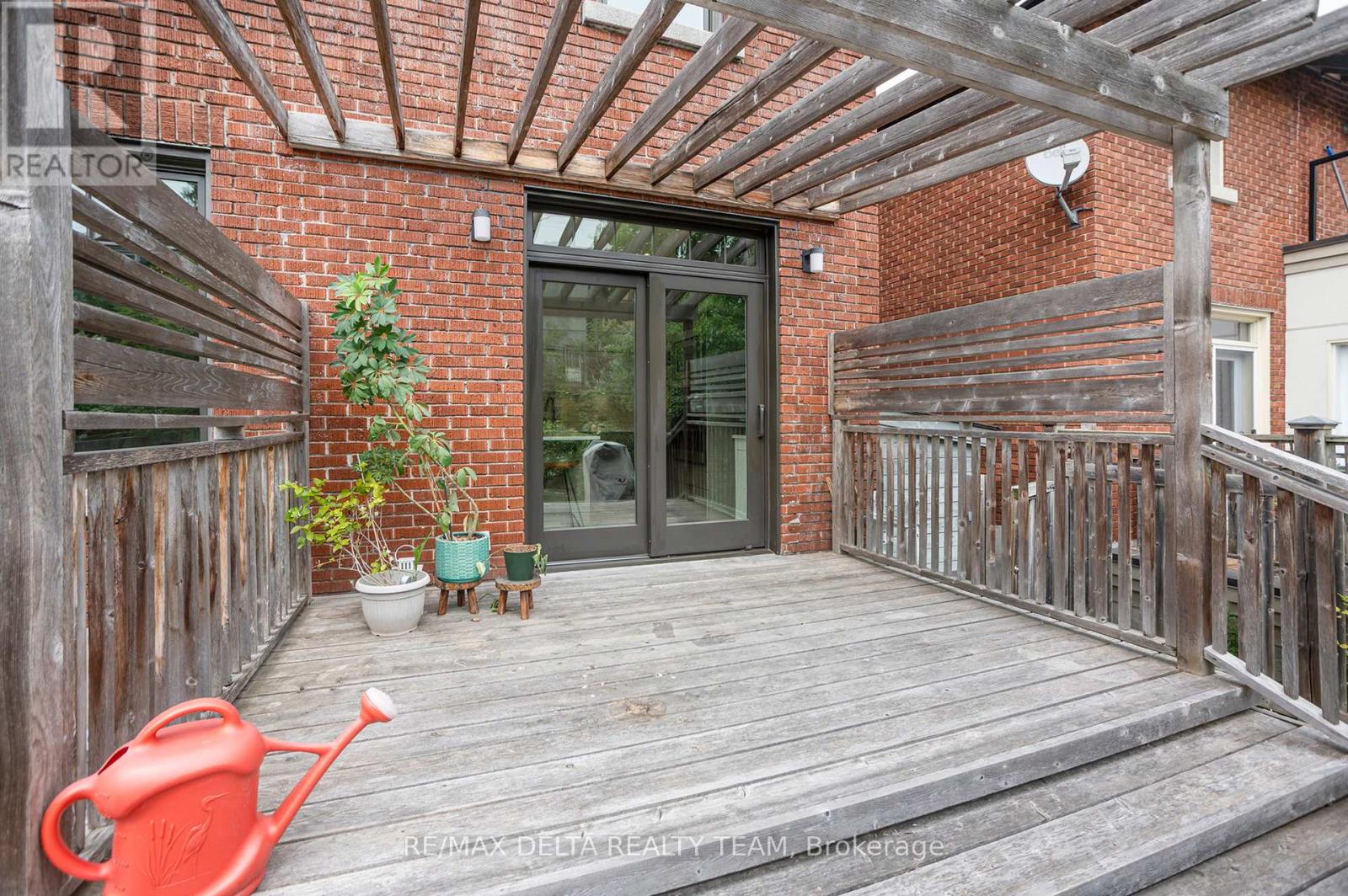 Photo 30 of 44 Renfrew Avenue, Ottawa ON