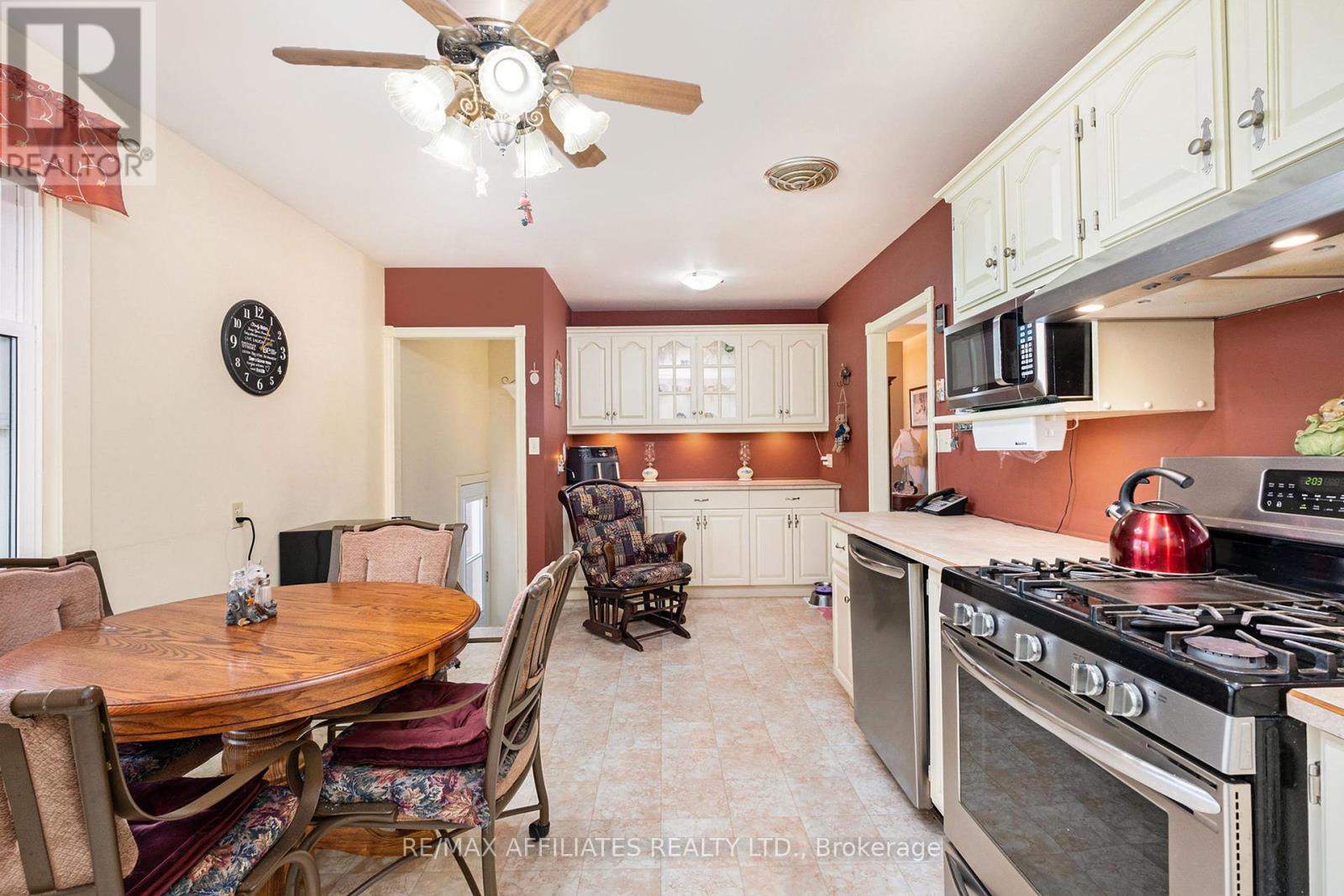 Photo 12 of 57 Golf Club Road, Rideau Lakes ON