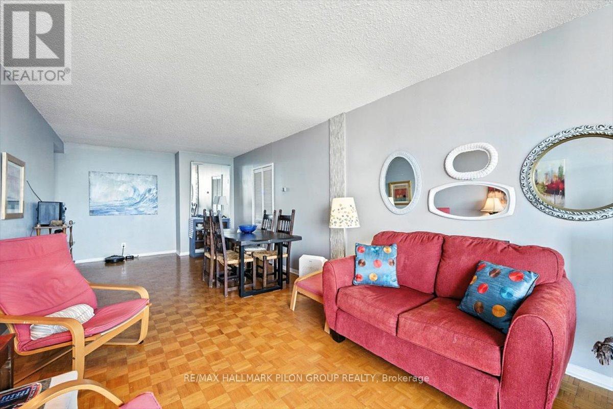 Photo 11 of 1503 505 St Laurent Boulevard, Ottawa ON