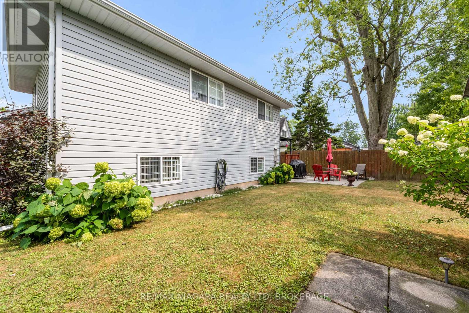 Photo 23 of 629 Daytona Drive, Fort Erie ON
