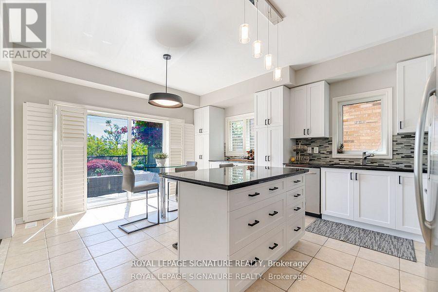 Photo 19 of 3059 Ferguson Drive, Burlington ON