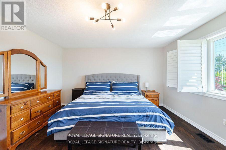 Photo 26 of 3059 Ferguson Drive, Burlington ON