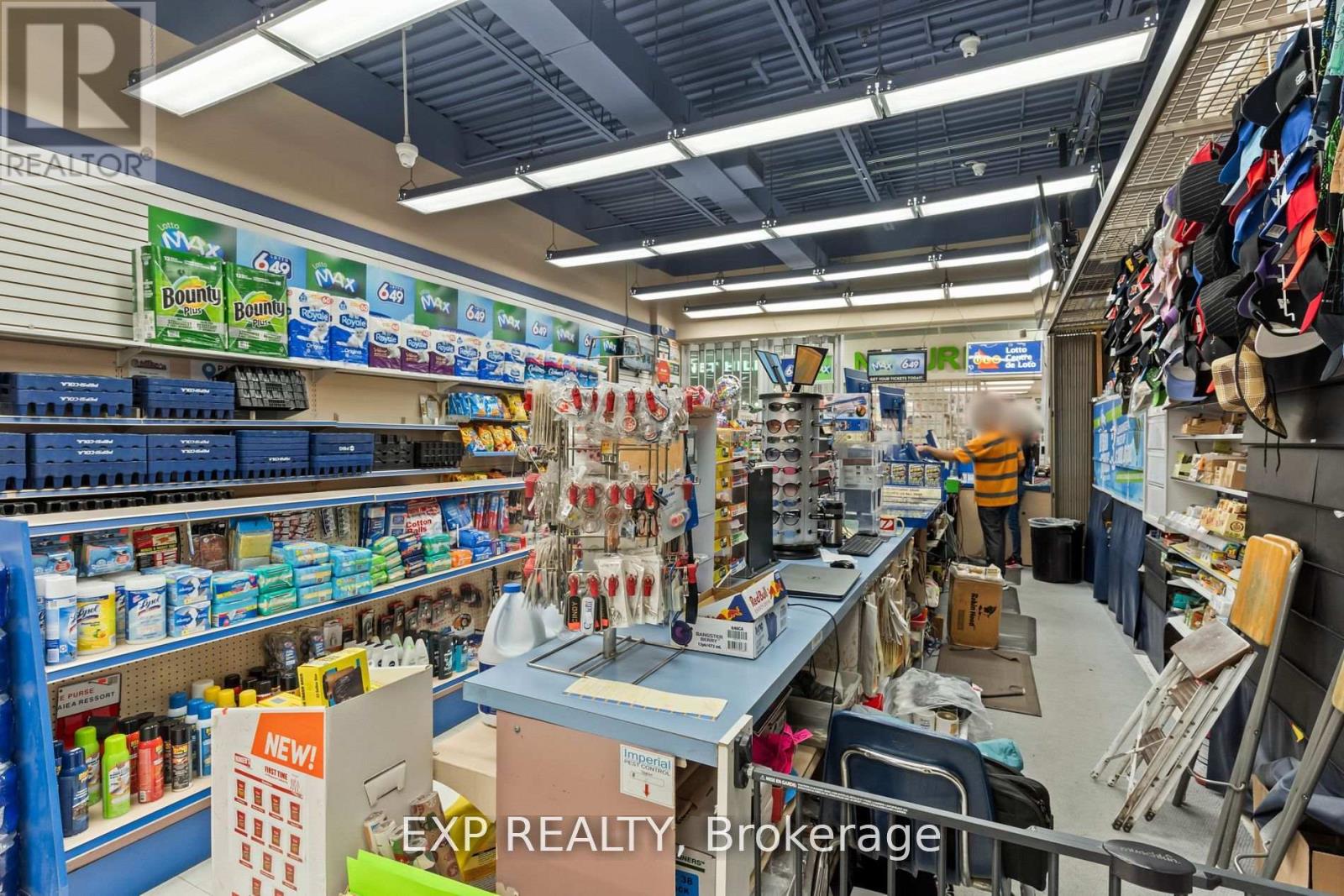 Photo 2 of 97 A 1530 Albion Road, Toronto ON