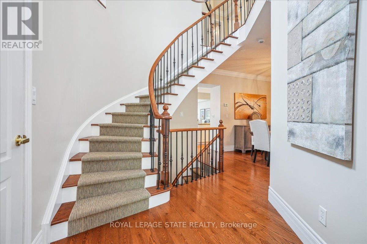 Photo 35 of 2328 Woodfield Road, Oakville ON
