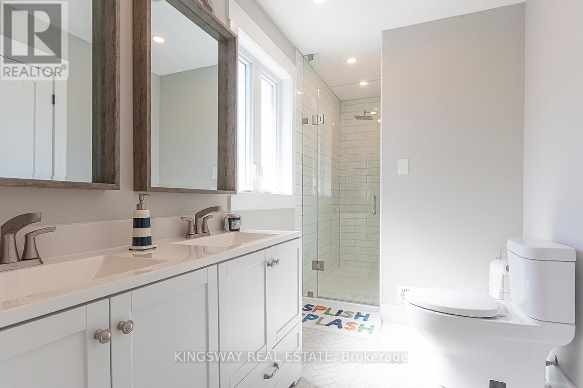 Photo 18 of 510 Richey Crescent, Mississauga ON