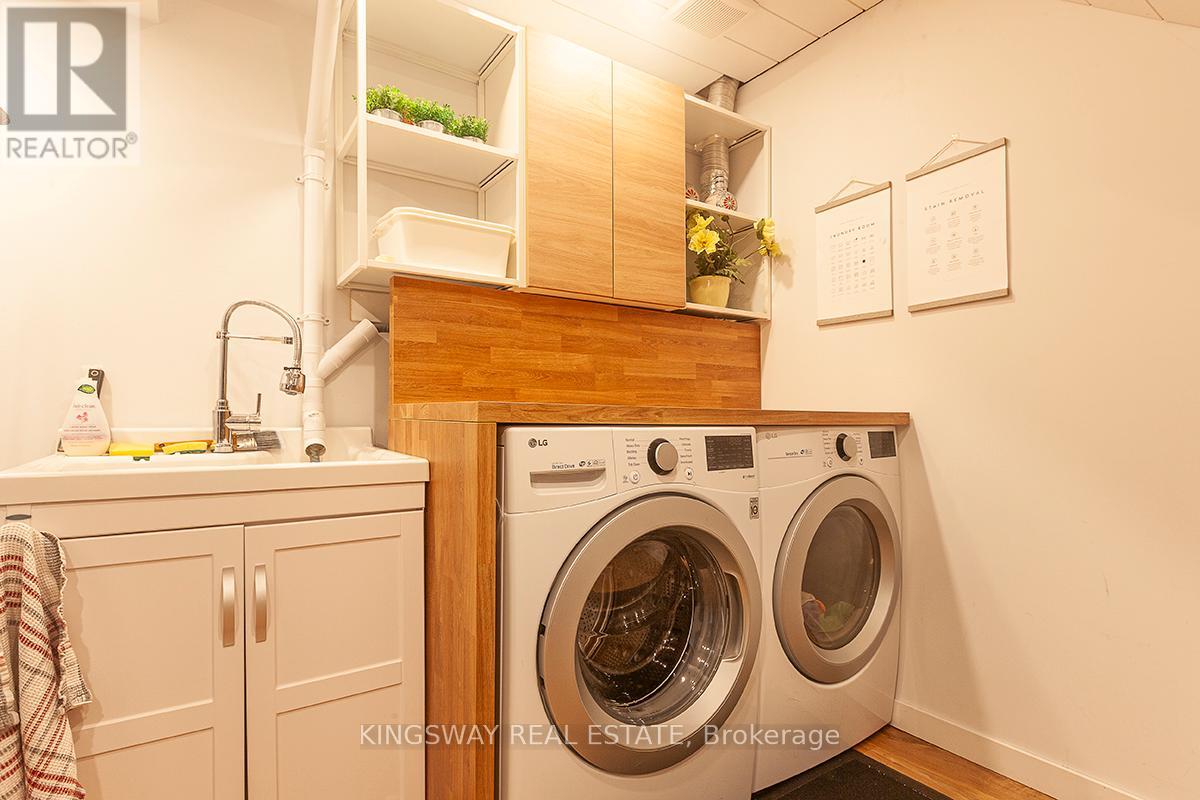 Photo 15 of 510 Richey Crescent, Mississauga ON