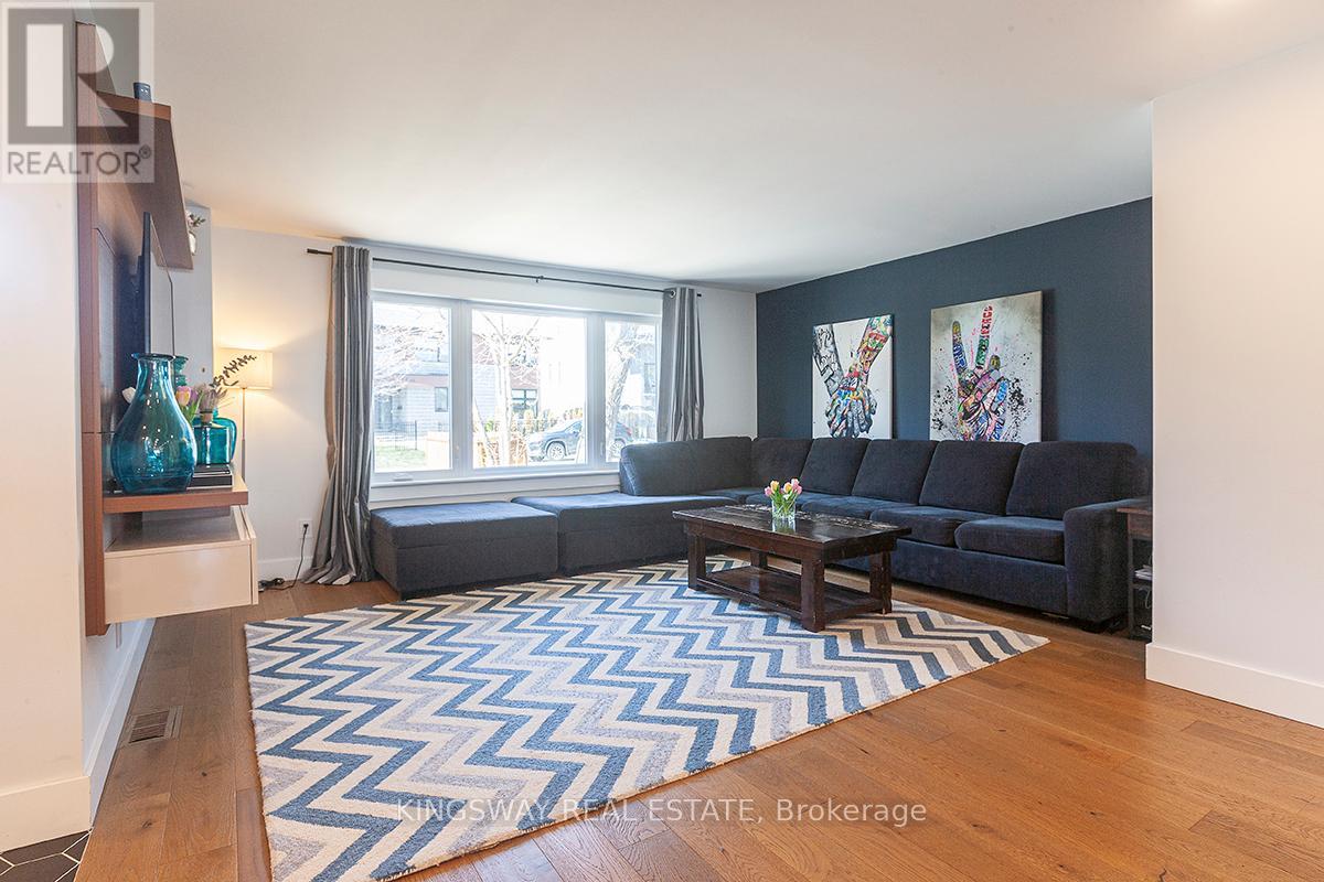 Photo 11 of 510 Richey Crescent, Mississauga ON