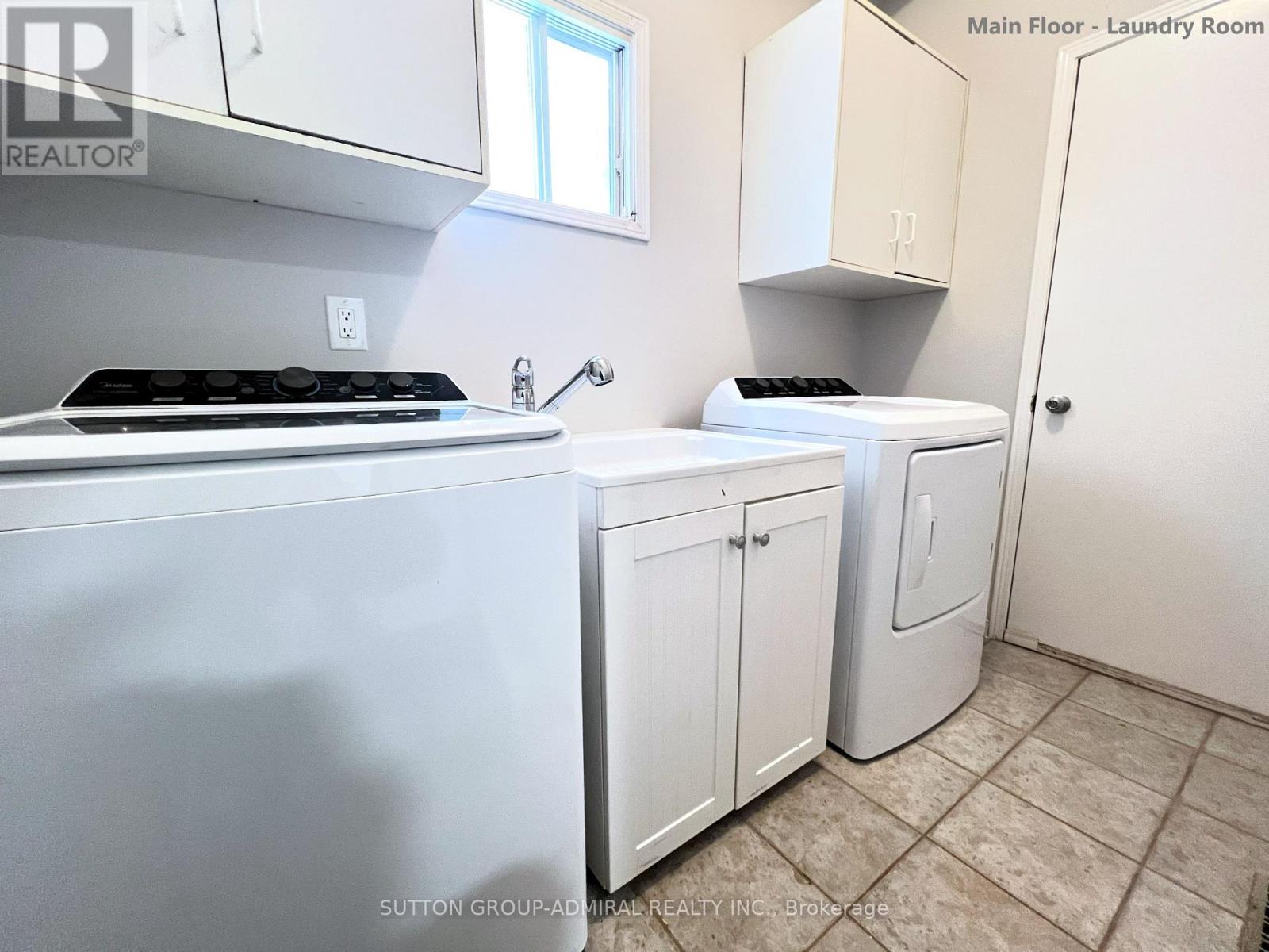 Photo 16 of 99 Castlehill Road, Brampton ON