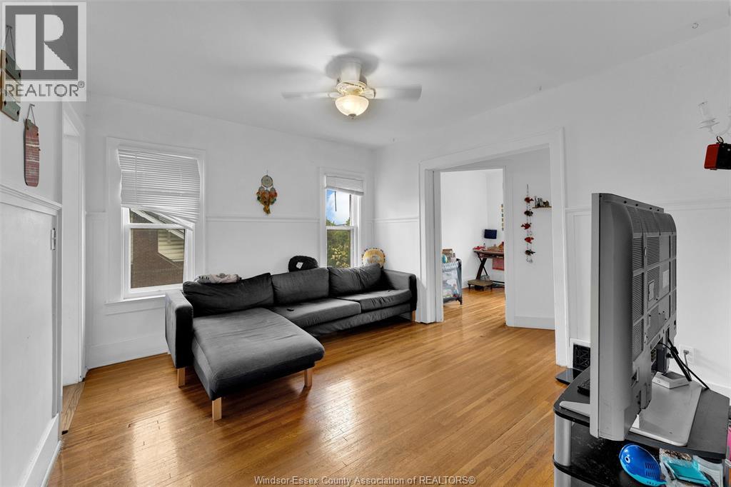 Photo 12 of 269 271 Mill, Windsor ON